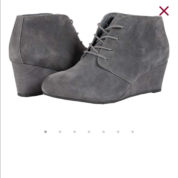 vionic wedge boots